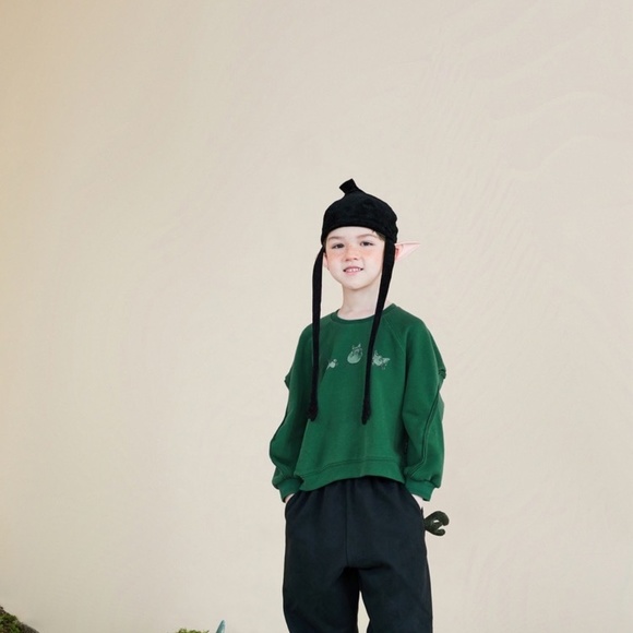 Private label kids green sweatshirt 5/6Y=120cm - Picture 2 of 8